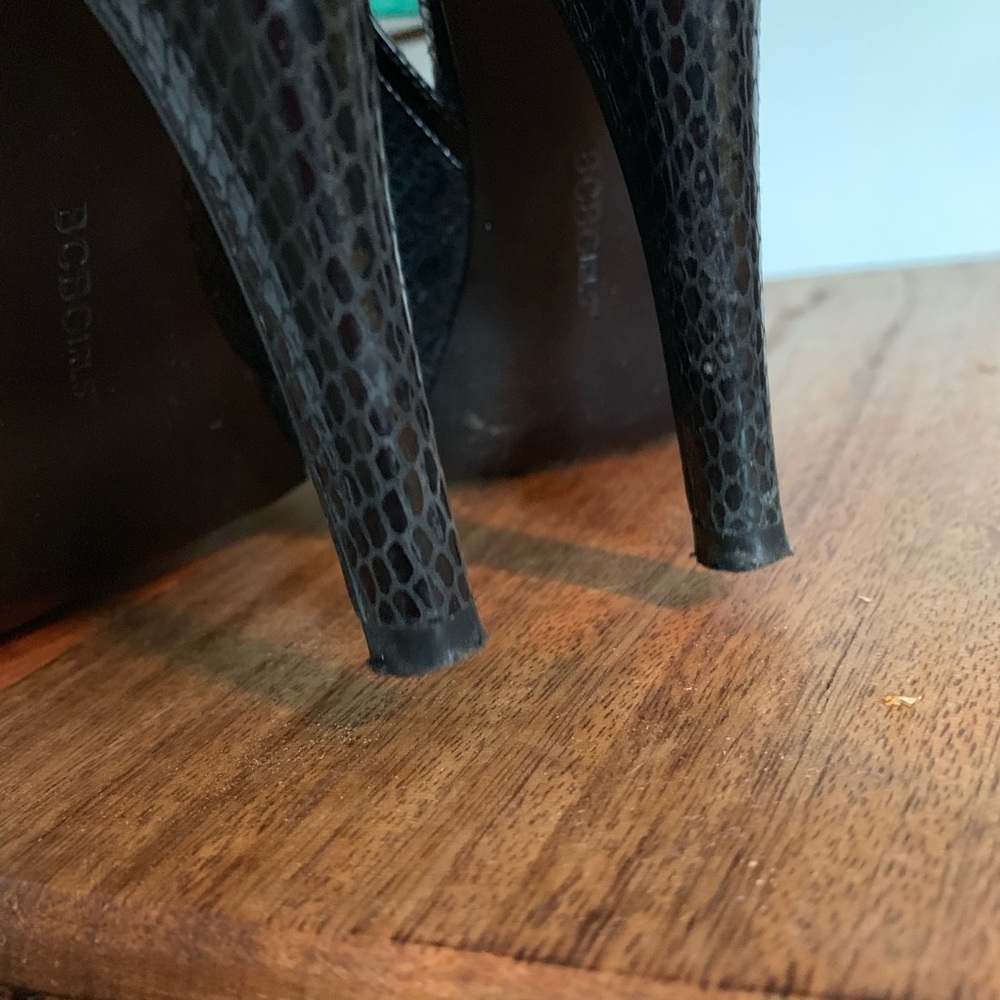 Bcbgeneration Pump - image 3